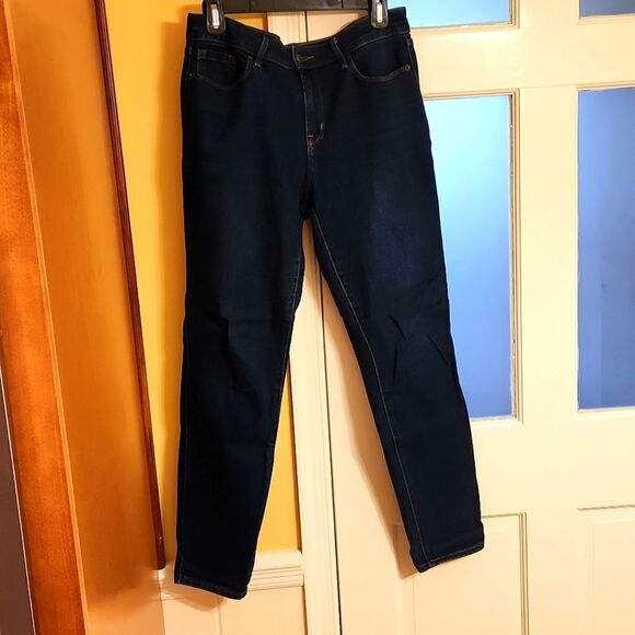 Old Navy Women's "Pop Icon Skinny" Dark Wash Jeans Size 10 - Picture 1 of 8